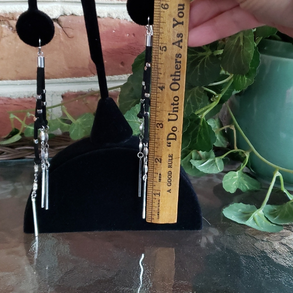 🐶 Long Black Leather & Silvertone Tassel Earrings - Picture 5 of 5